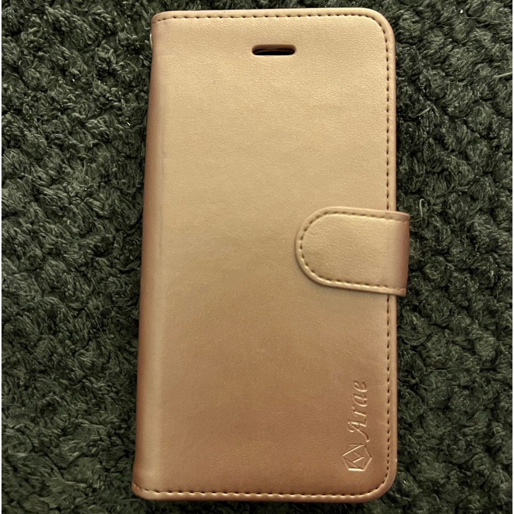 Amazon brand iPhone 6/6s wallet folio case